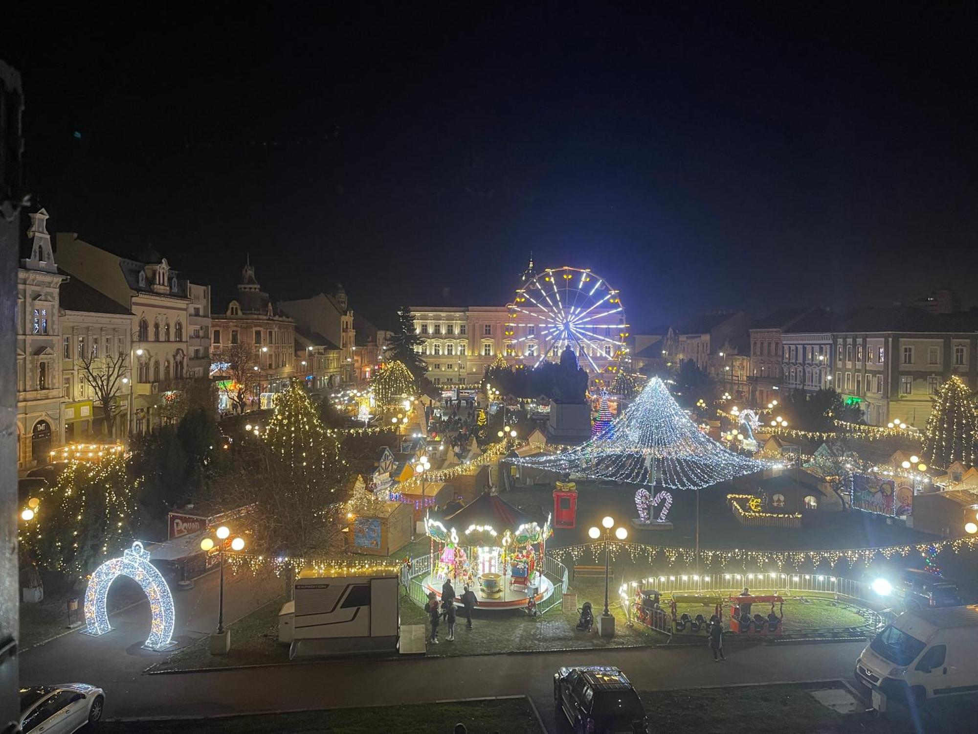 Cozyflat In The Central Arad Buitenkant foto